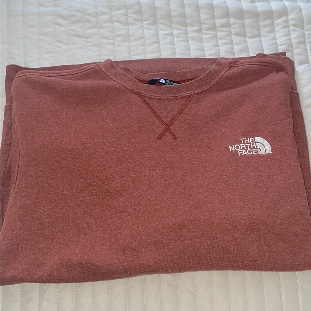 Men’s North Face crewneck